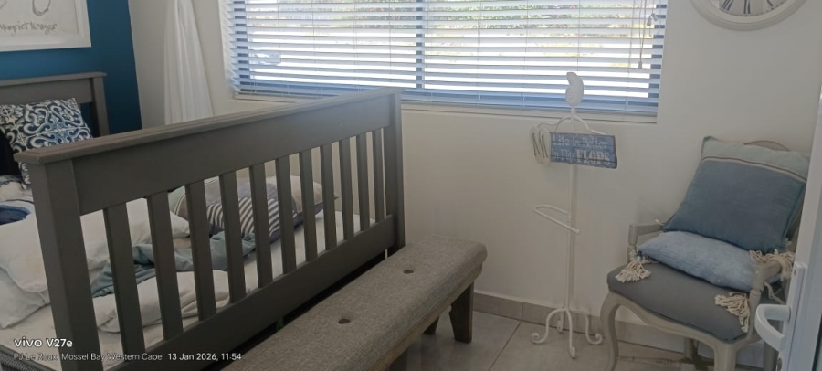 To Let 4 Bedroom Property for Rent in Hartenbos Central Western Cape